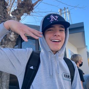 Meet your Posher, Jackson